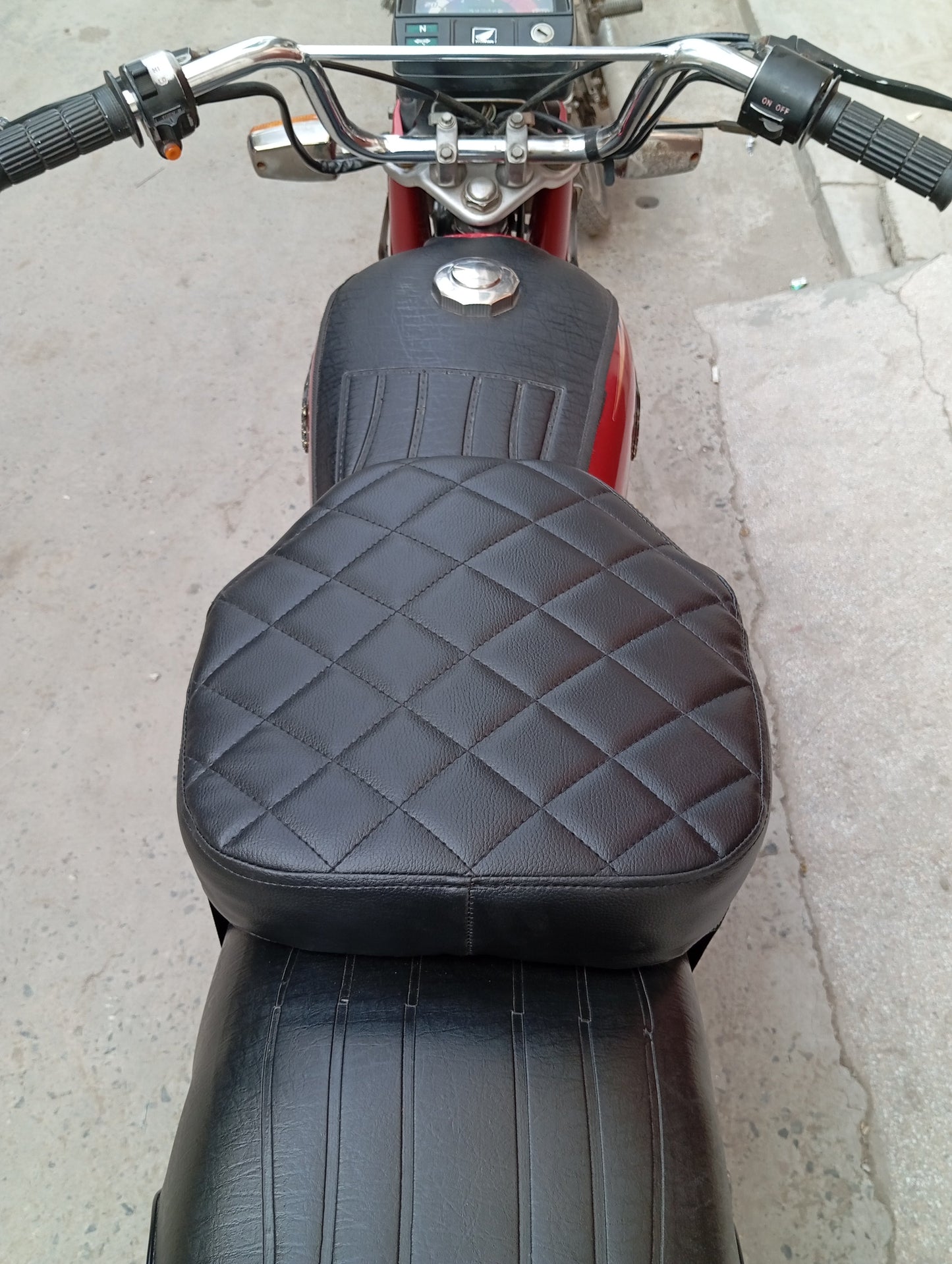 Motorcycle Seat Cushion- 3 inch | Universal for all bikes